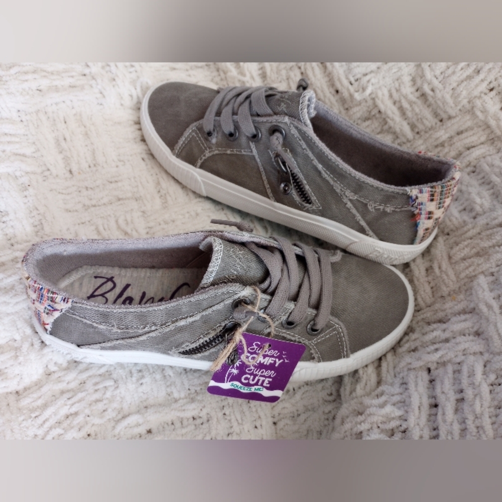 Blowfish Malibu Fruit Sneakers- Gray- Super Foam Sock NWT